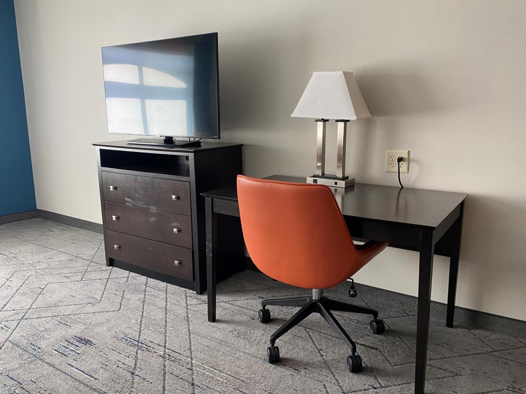 Wingate By Wyndham State Arena Raleigh/Cary Hotel Exteriör bild
